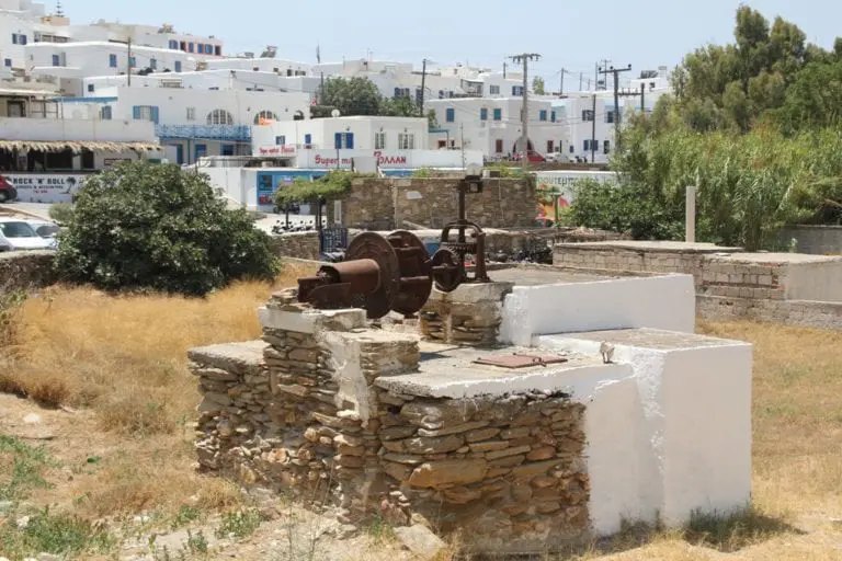 ios island village old water well
