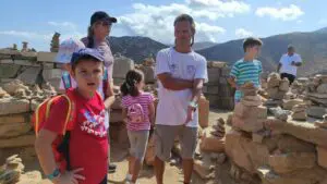 hiking around plakotos, visit at homers tomb